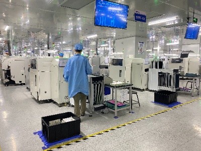 浅析smt贴片机抛料的原因及解决措施_扬州smt贴片厂(图1) smt生产车间.jpg