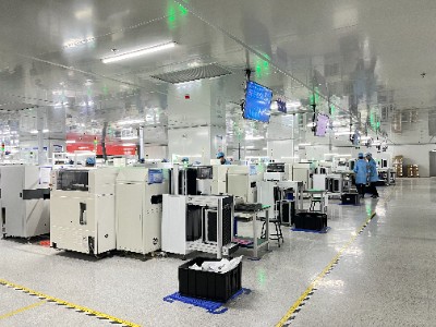 SMT贴片加工如何计算点数费用?(图1) SMT生产车间.jpg