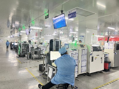 SMT贴片加工生产车间_十大正规买球电子.jpg