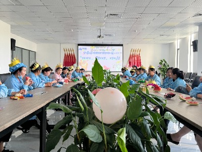 欢乐聚首,共度美好时光——记买球平台7月员工生日会(图1) 买球平台生日会.jpg