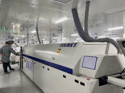 一篇文章简述PCBA加工中回流焊的重要性(图1) PCBA焊接加工.jpg