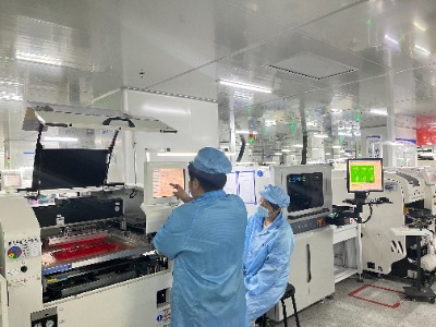 smt贴片加工锡膏印刷工艺流程(图1) smt锡膏印刷.jpg