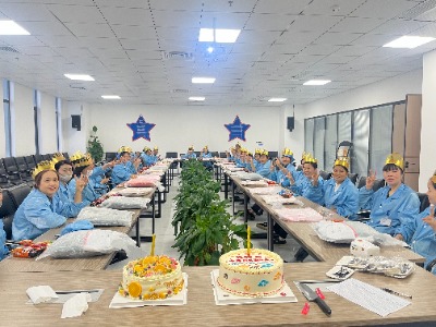 10月员工生日会_十大正规买球电子.jpg